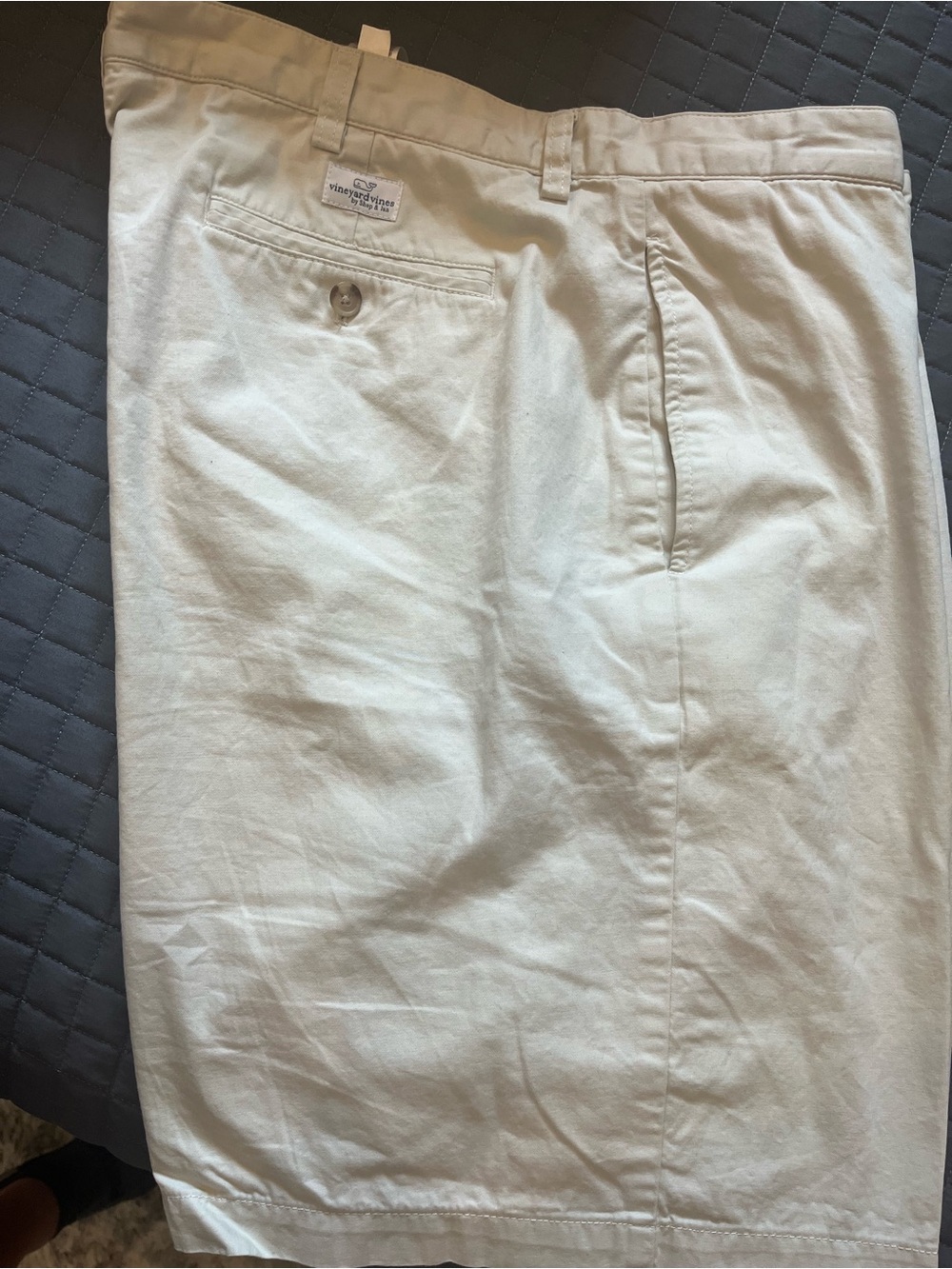 Vineyard Vines Men’s Light Khaki Chino Shorts